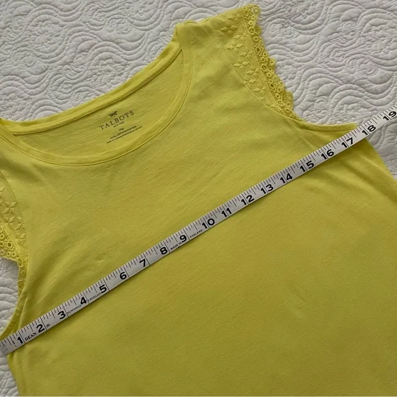Talbots Top Cap Sleeve Eyelet Lace Trim Size Medium Petite - Picture 8 of 12